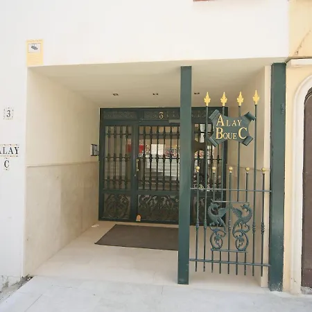 Alay Pool & Apartment