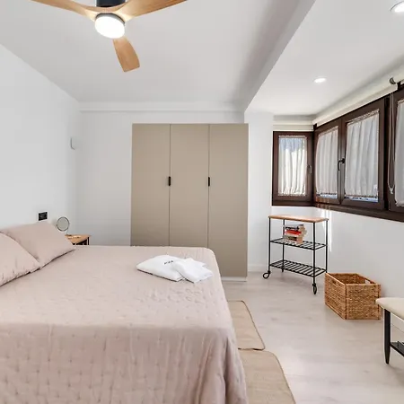 Alay Pool & Apartment